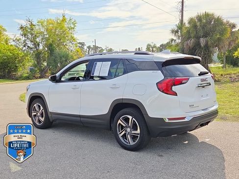 Certified 2020 GMC Terrain SLT AWD/4WD image 3