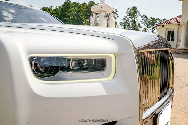 Used 2020 Rolls-Royce Phantom Sedan RWD image 77