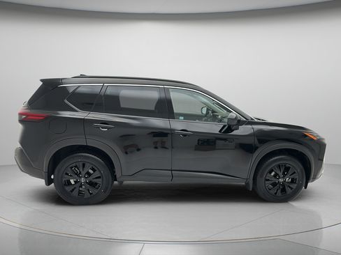 Used 2023 Nissan Rogue SV w/ SV Premium B Package AWD/4WD image 6