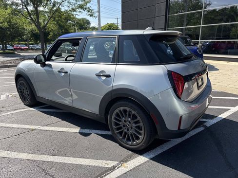 Certified 2025 MINI Cooper S FWD image 11