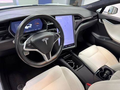 Used 2020 Tesla Model S AWD image 24