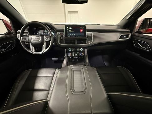 Used 2023 GMC Yukon SLT w/ SLT Luxury Package AWD/4WD image 72