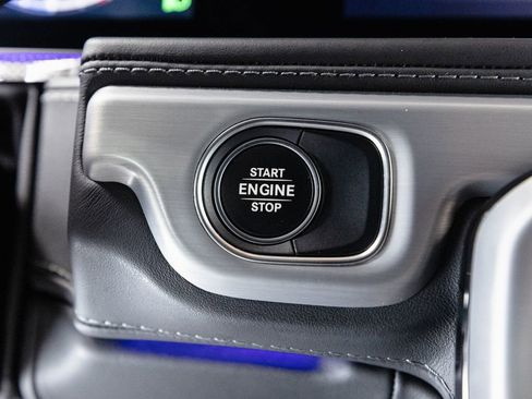 Used 2022 Mercedes-Benz G 63 AMG Squared w/ AMG Night Package image 17