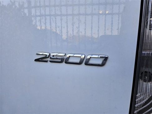 Used 2021 Mercedes-Benz Sprinter 2500 image 6
