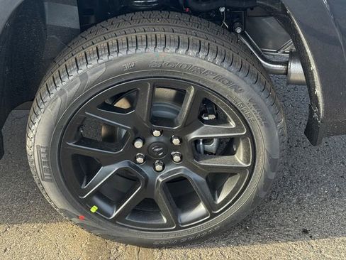 New 2026 RAM 1500 Laramie w/ Night Edition AWD/4WD image 11