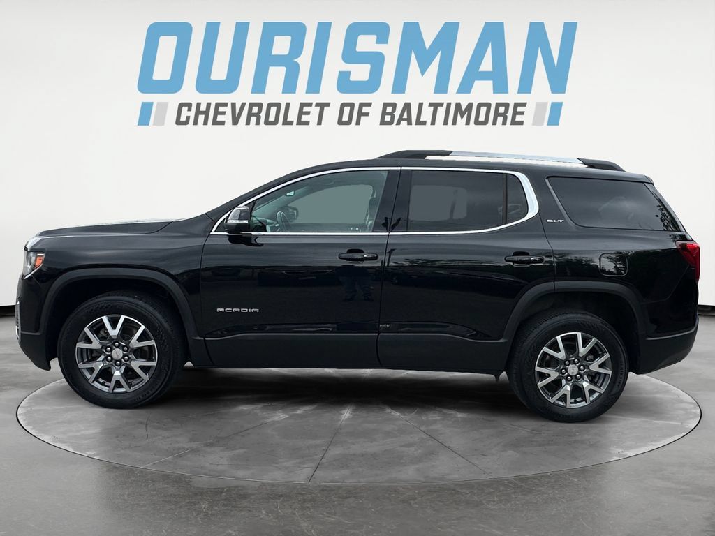 Used 2023 GMC Acadia SLT AWD/4WD image 3