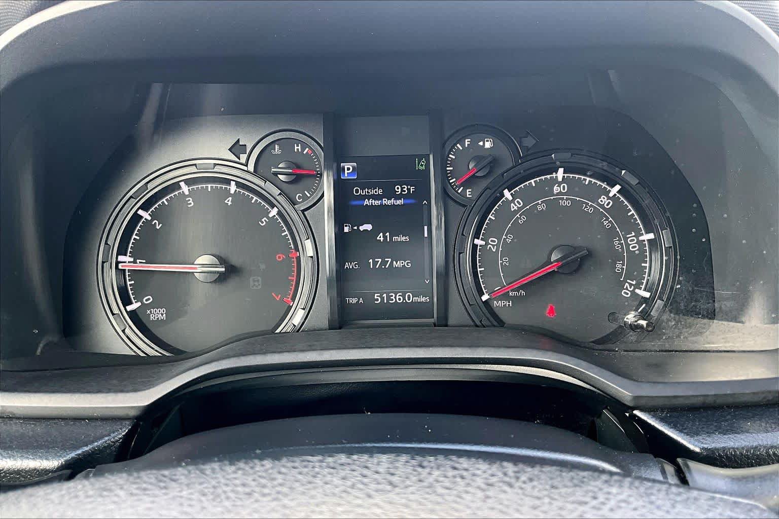 Used 2022 Toyota 4Runner SR5 Premium w/ Moonroof Package RWD image 26