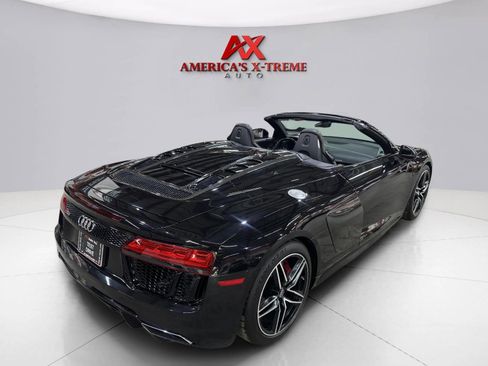 Used 2017 Audi R8 V10 w/ Carbon Exterior Package AWD/4WD image 9