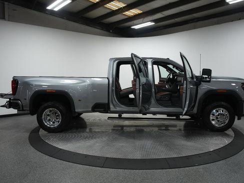 New 2026 GMC Sierra 3500 Denali Ultimate image 11