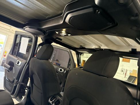 Used 2022 Jeep Wrangler Unlimited Sport AWD/4WD image 51