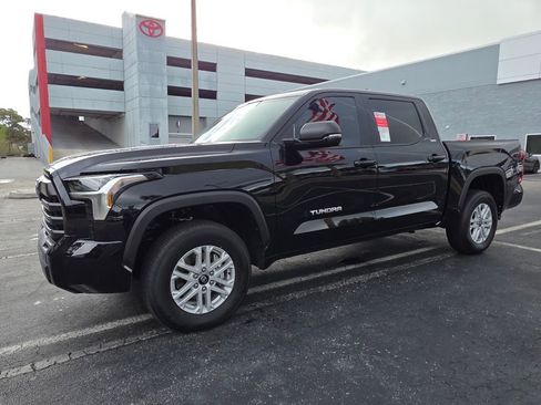 New 2026 Toyota Tundra SR5 AWD/4WD image 3