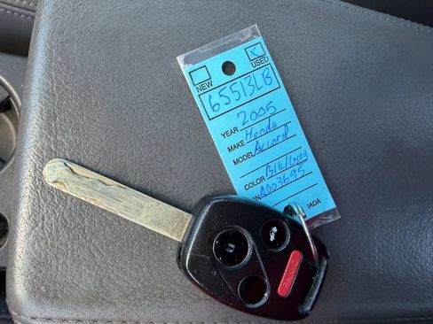 Used 2005 Honda Accord EX-L image 23