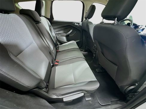 Used 2018 Ford Escape SE w/ SE Sync 3 Package image 26