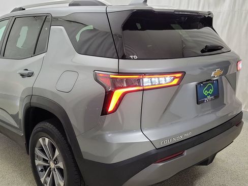 Certified 2025 Chevrolet Equinox LT w/ Convenience Package II AWD/4WD image 7