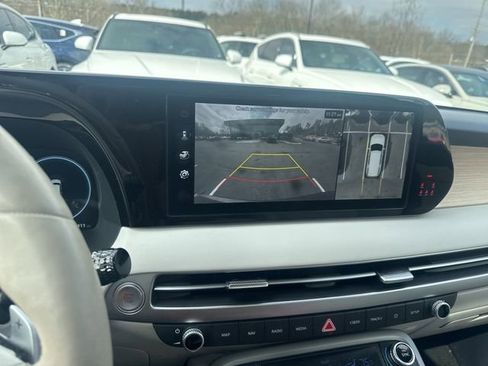 Used 2023 Hyundai Palisade Limited image 9
