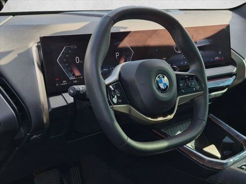Used 2025 BMW X3 xDrive30i w/ Convenience Package AWD/4WD image 3