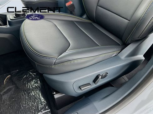 New 2026 Ford Maverick Lobo AWD/4WD image 24