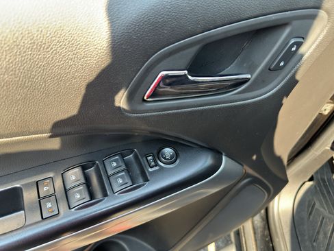 Used 2016 Chevrolet Colorado LT w/ Midnight Edition AWD/4WD image 18