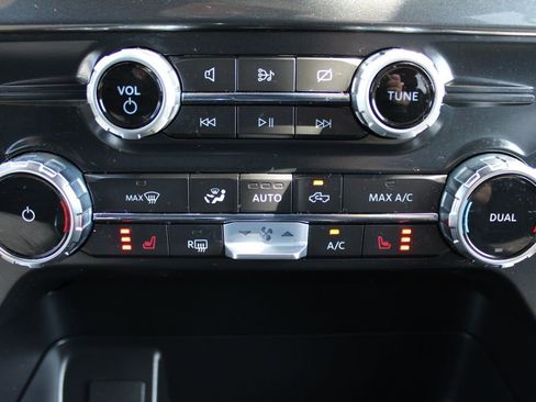 Used 2022 Ford F150 XLT w/ Equipment Group 302A High AWD/4WD image 27