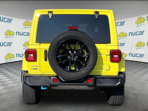 Used 2024 Jeep Wrangler Unlimited Sahara AWD/4WD image 5