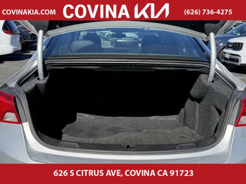 Used 2017 Chevrolet Impala LT image 10