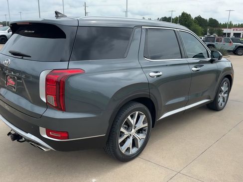 Used 2021 Hyundai Palisade SEL w/ Premium Package FWD image 7