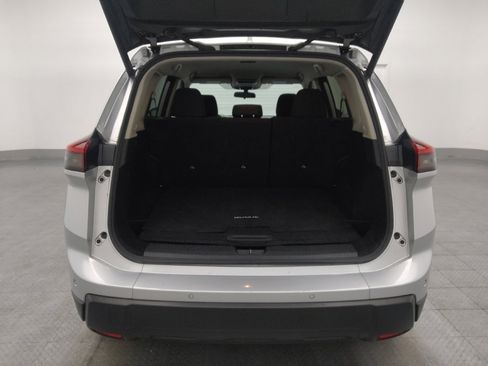 Used 2024 Nissan Rogue SV image 29