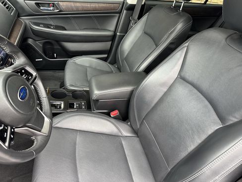 Used 2019 Subaru Outback 3.6R Limited image 25