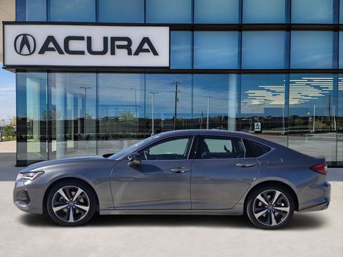 Used 2025 Acura TLX w/ Technology Package image 3
