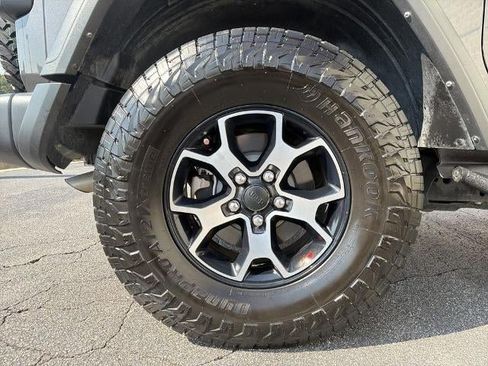 Used 2021 Jeep Wrangler Rubicon AWD/4WD image 13