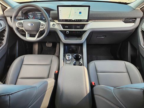 New 2026 Ford Explorer Active w/ Active Comfort Package image 29