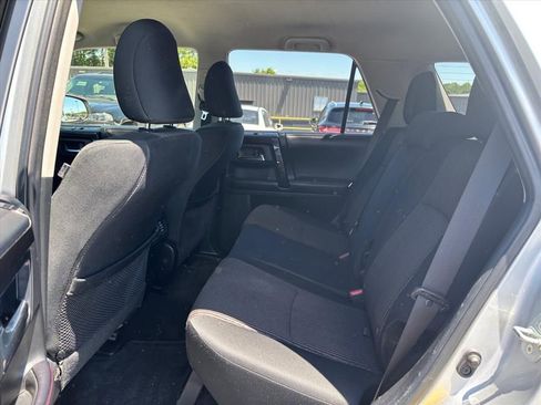 Used 2018 Toyota 4Runner TRD Off-Road AWD/4WD image 12
