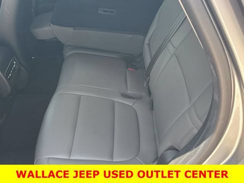 Used 2023 Lincoln Corsair FWD image 14