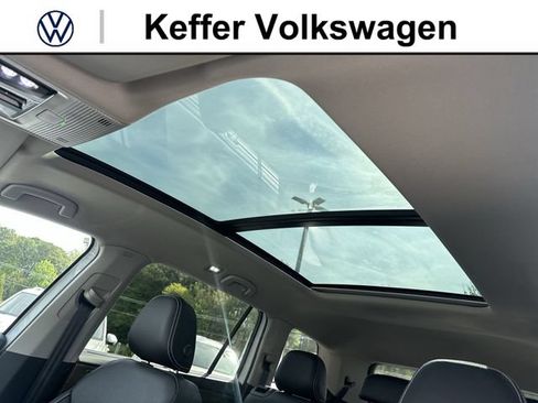 New 2026 Volkswagen Atlas SE FWD image 26