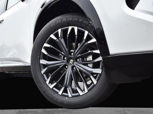 New 2026 Nissan Rogue Platinum w/ Platinum Premium Package image 3