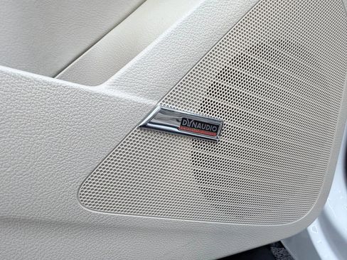 Used 2012 Volkswagen Tiguan SEL image 11