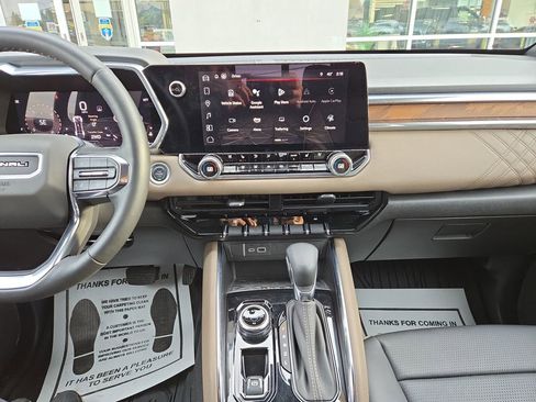 Used 2024 GMC Canyon Denali w/ LPO, Denali Black Edition image 22