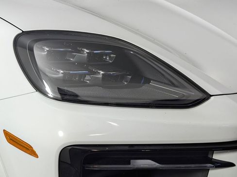 New 2026 Porsche Cayenne Coupe image 15