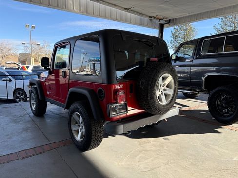 Used 2003 Jeep Wrangler Rubicon image 2