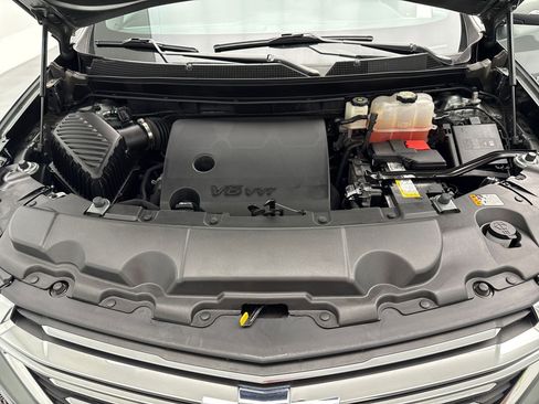 Used 2023 Chevrolet Traverse LT w/ LT Premium Package image 35