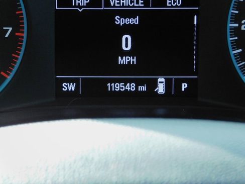 Used 2020 Chevrolet Traverse LS image 19