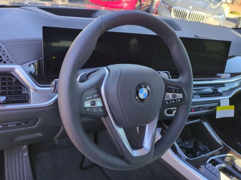 Used 2026 BMW X5 xDrive40i AWD/4WD image 18