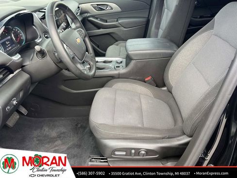 Certified 2023 Chevrolet Traverse LT FWD image 18