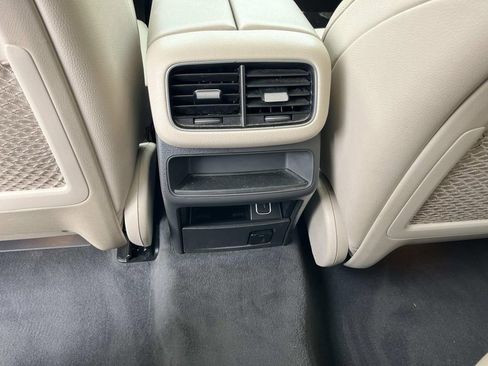 Used 2020 Mercedes-Benz GLS 450 4MATIC image 17