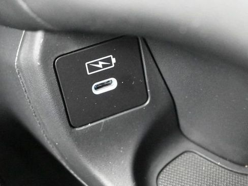 New 2026 Honda HR-V LX image 31