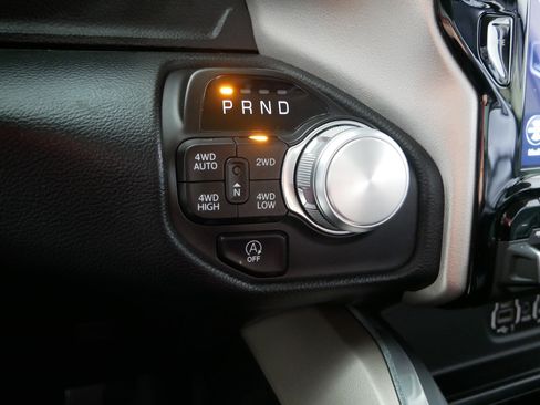 Used 2021 RAM 1500 Laramie AWD/4WD image 24