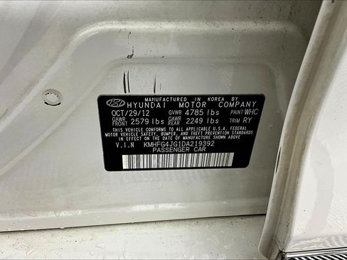 Used 2013 Hyundai Azera FWD image 19