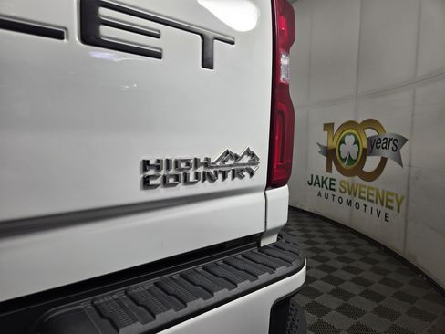 Used 2021 Chevrolet Silverado 3500 High Country w/ Z71 Off-Road Package image 38