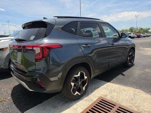Certified 2025 Kia Seltos S FWD image 15
