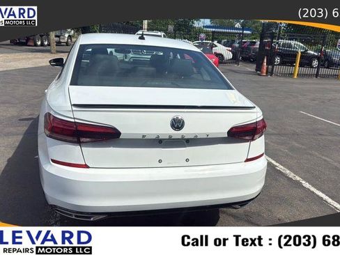 Used 2020 Volkswagen Passat 2.0T R-Line FWD image 6